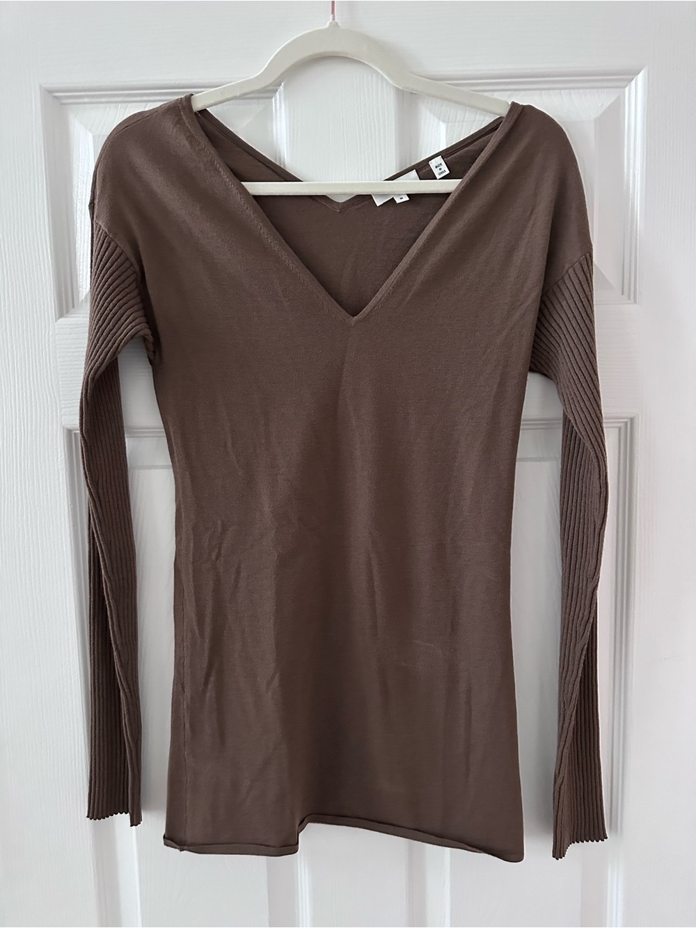 ALC Women’s V-Neck Long Sleeve Knit Top - Brown